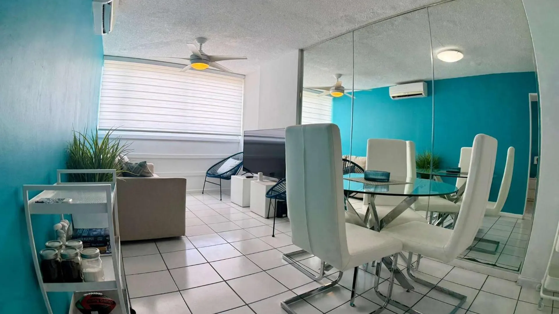 Condado Apt- Private Beach, Pool, & Family Ready! San Juan Ferienhaus